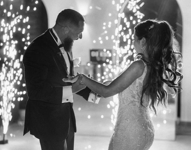 Timur & Leilani, photo 19