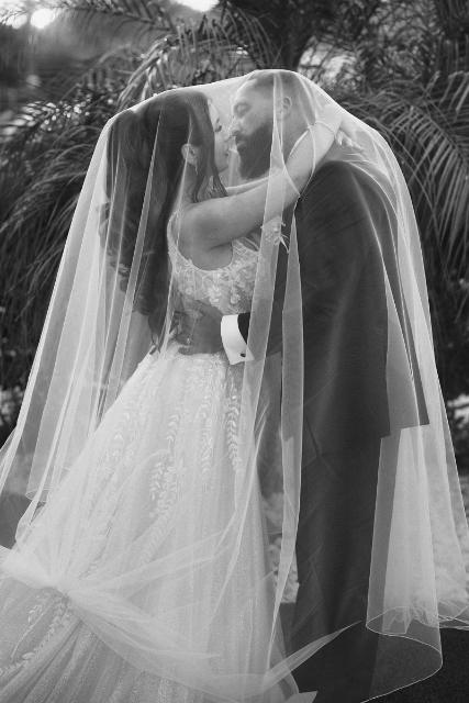 Timur & Leilani, photo 29